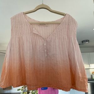 Free people flowy ombré colored top for sale!